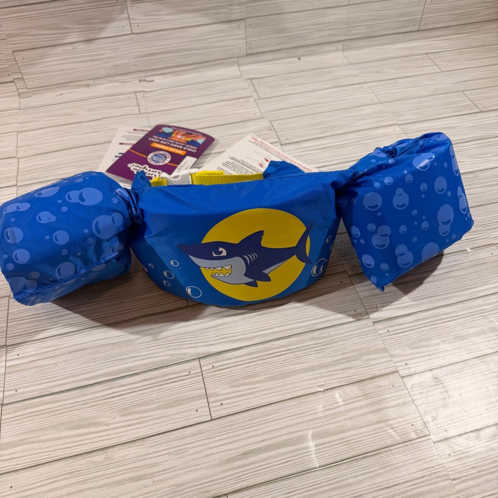 Stearns Puddle Jumper Kids Life Jacket Vest Blue Shark 30-50 lbs USCG Approved